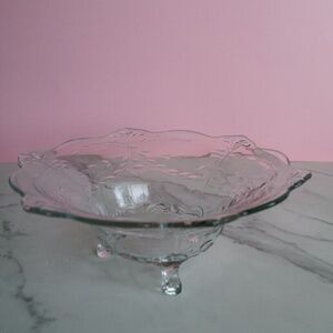 Vintage 1950's Fostoria Crystal Navarre 11 inch bowl with legs
